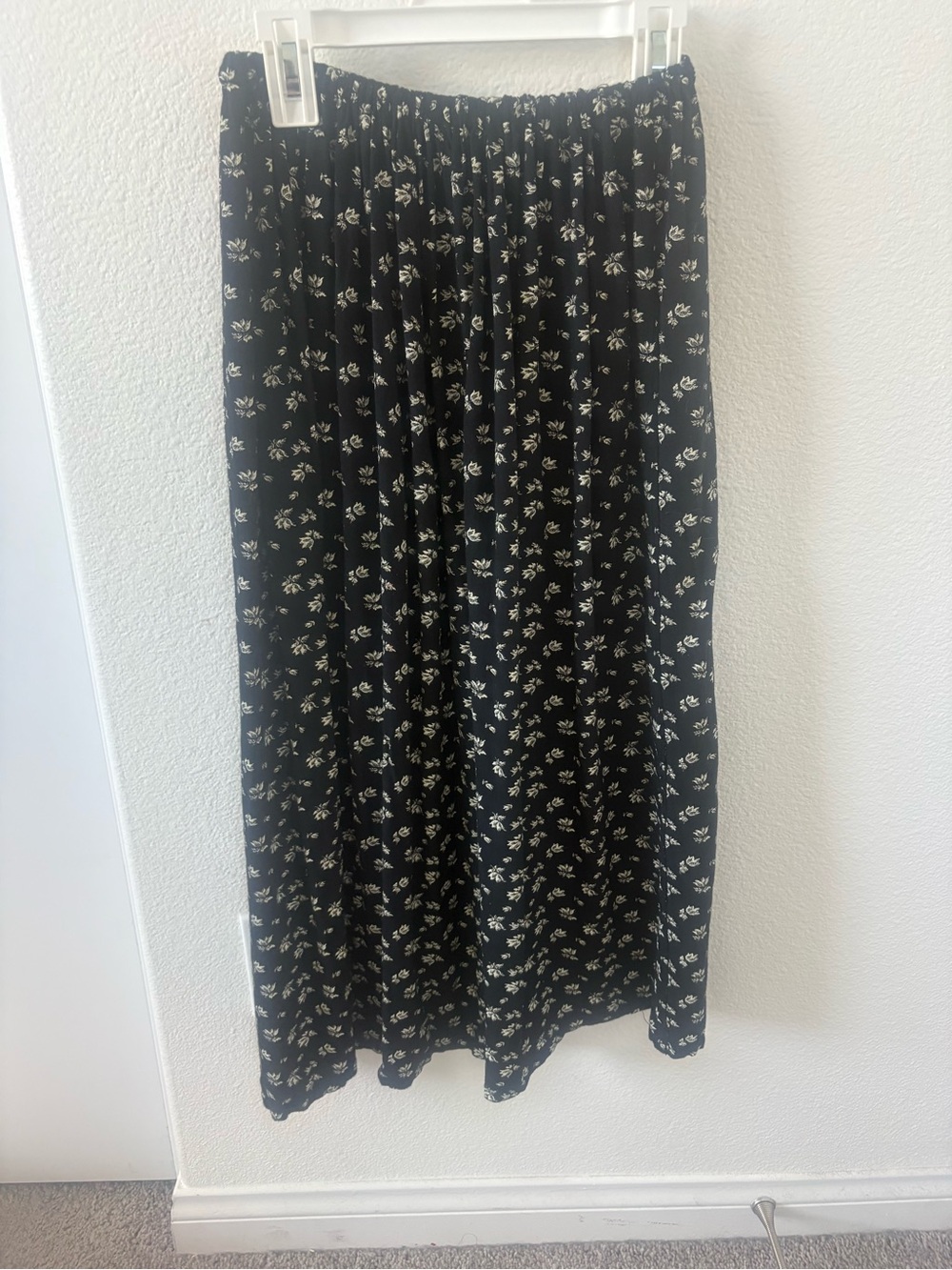 Black and white floral maxi skirt